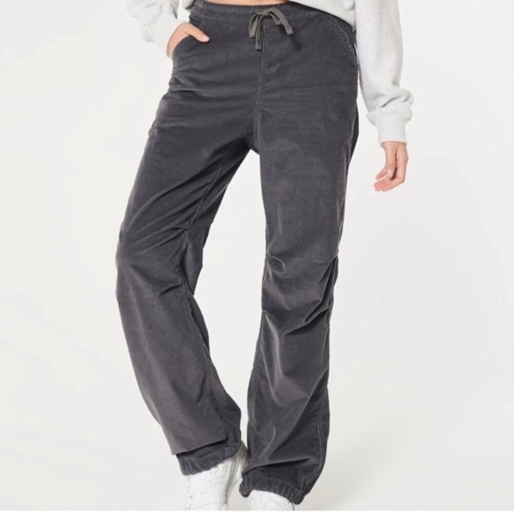 Hollister Pants - Hollister Corduroy Adjustable Rise Parachute Baggy Jogger Pants Size Large NWT